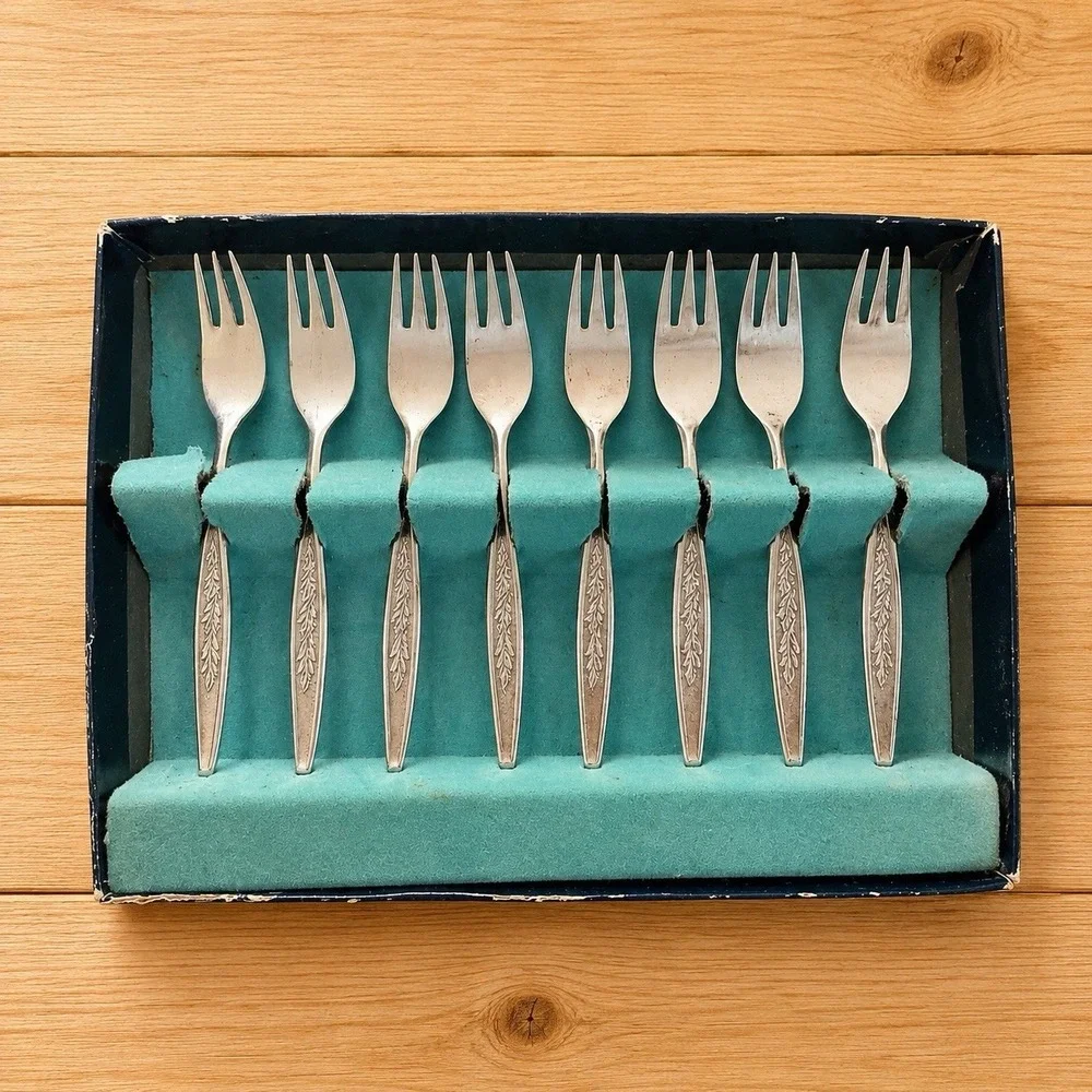 Vintage Set of 8 Stainless Steel Japan Cocktail Seafood Dessert Forks w/ Box[M]